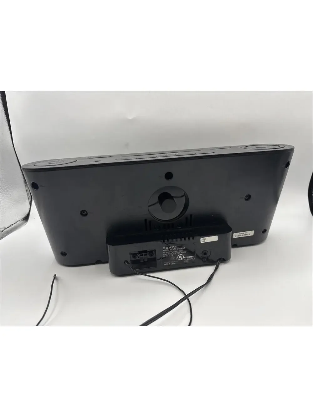 Sony ICF - C1IPMK2 Dream Machine Speaker System Clock - Radio for iPod iPhone